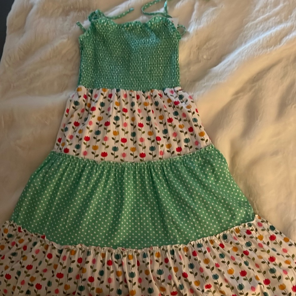Girl dress 👗 size 10 NWT